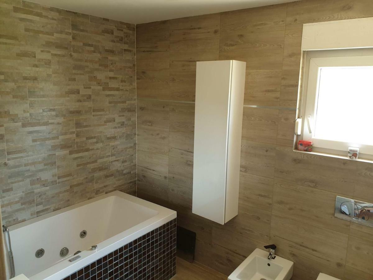 Villa Absolute Privacy Novigrad Istria Exteriér fotografie