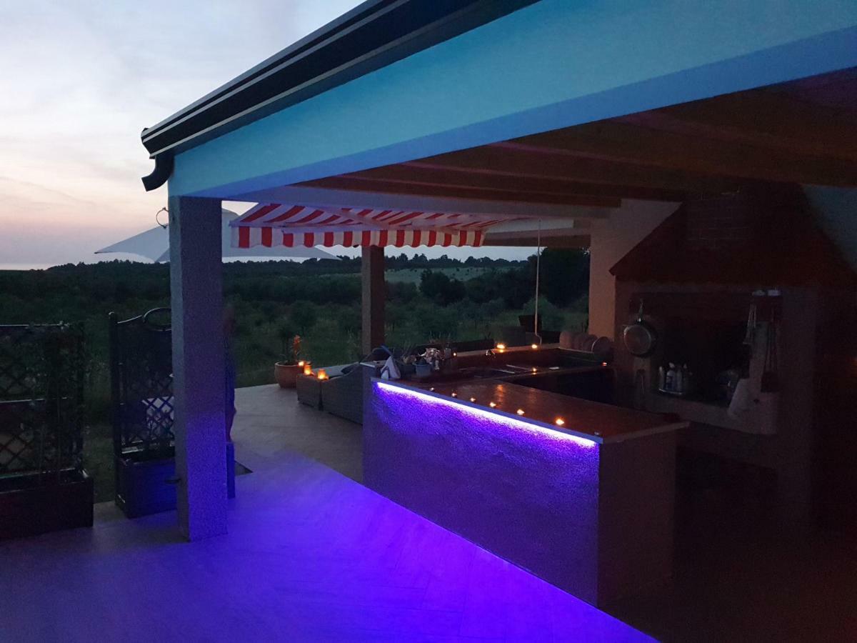 Villa Absolute Privacy Novigrad Istria Exteriér fotografie