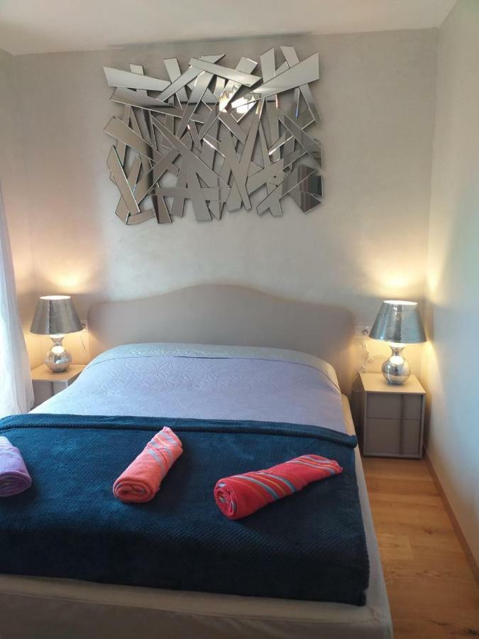 Villa Absolute Privacy Novigrad Istria Exteriér fotografie